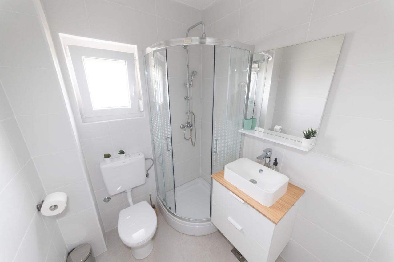 Agava Apartment อูกล์ยัน ภายนอก รูปภาพ