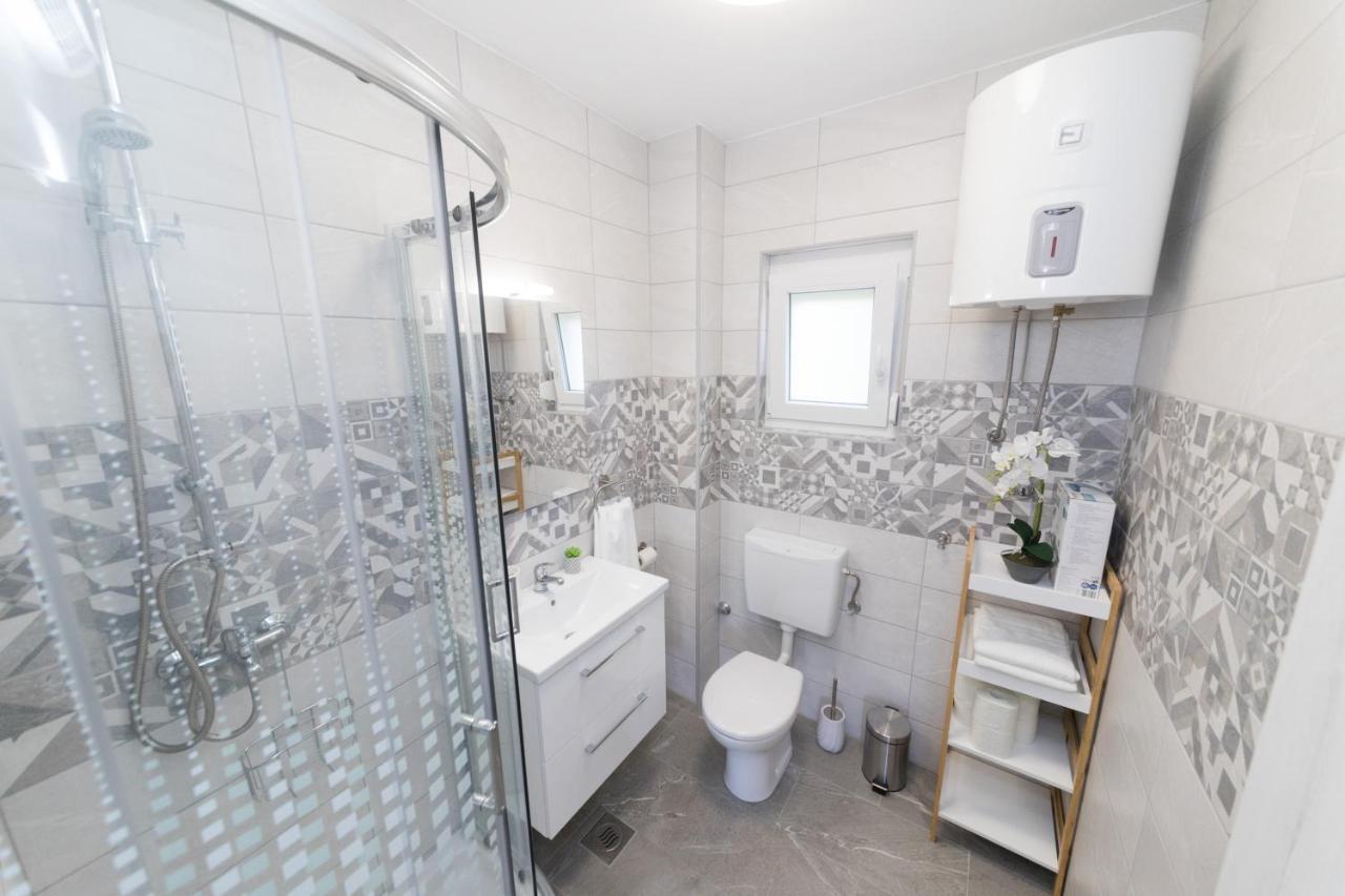 Agava Apartment อูกล์ยัน ภายนอก รูปภาพ