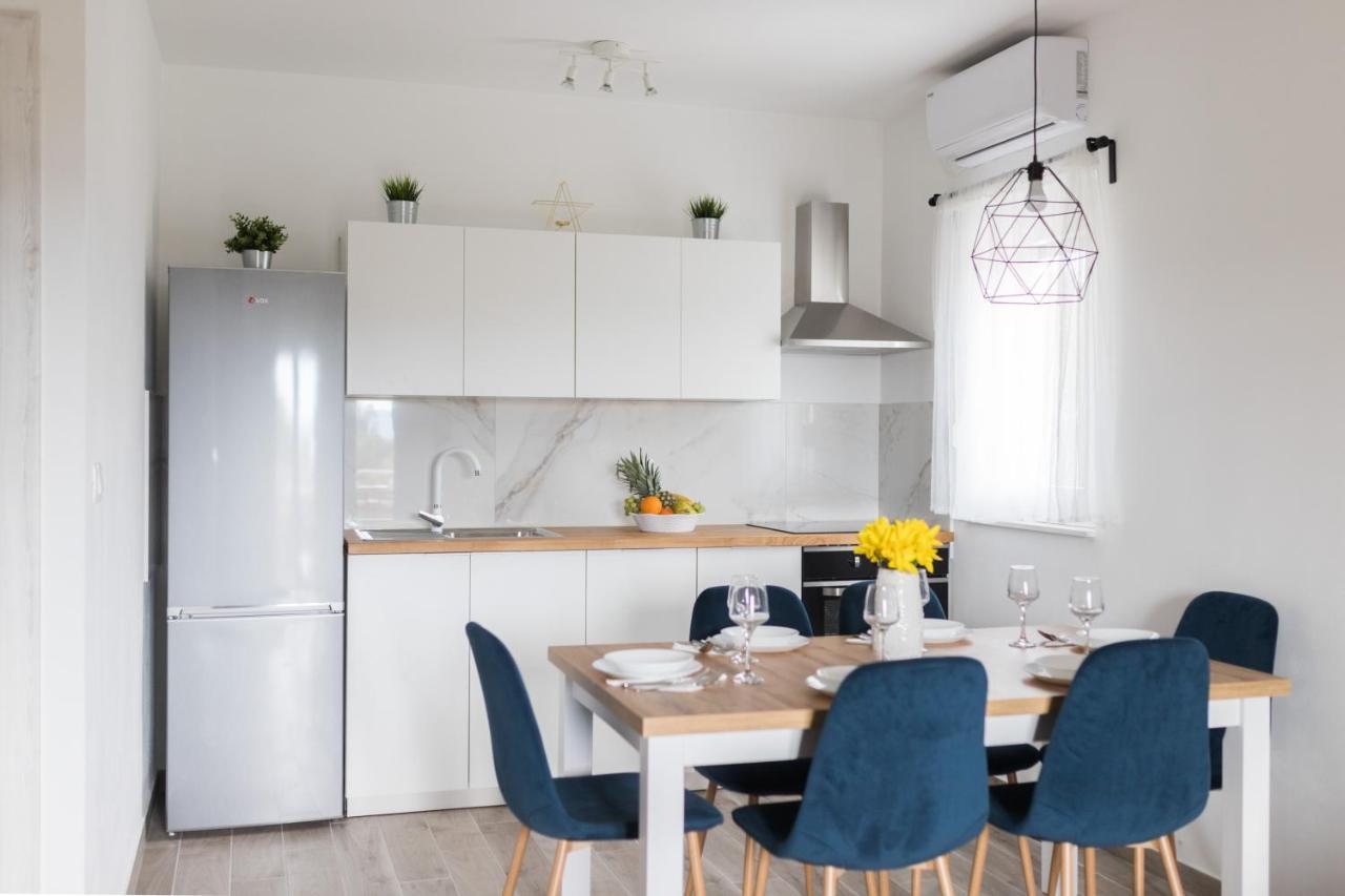 Agava Apartment อูกล์ยัน ภายนอก รูปภาพ