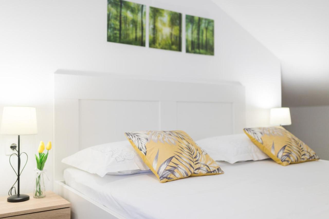 Agava Apartment อูกล์ยัน ภายนอก รูปภาพ