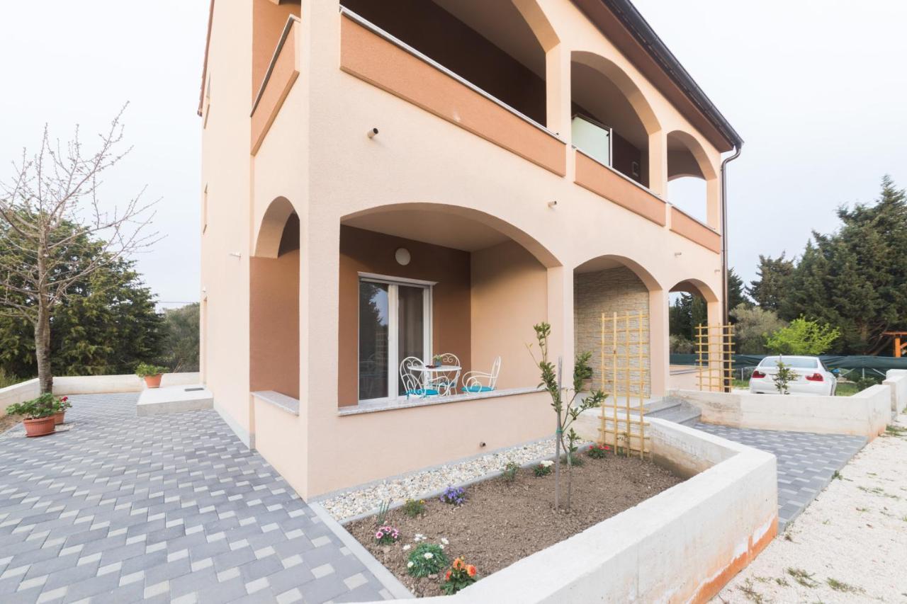 Agava Apartment อูกล์ยัน ภายนอก รูปภาพ